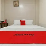 Reddoorz Near Maimun Palace