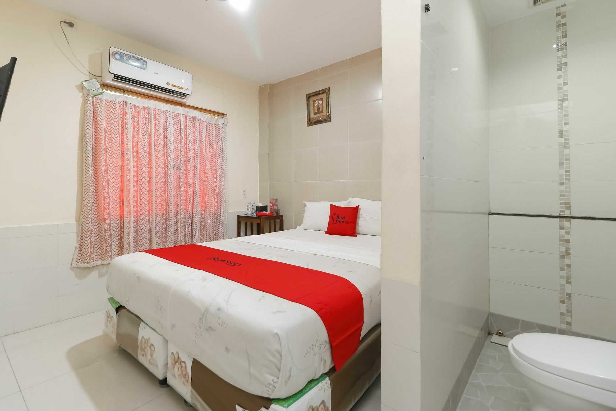 Reddoorz Near Maimun Palace Medan